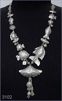 Sea Life necklace by Robin Atkins, bead artist.